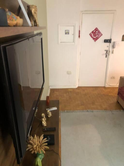 Residencial Alto De Pinheiros Lobos Apartamento