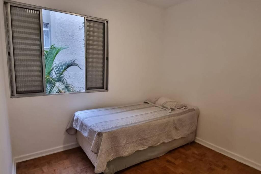 Residencial Alto De Pinheiros Lobos Apartamento