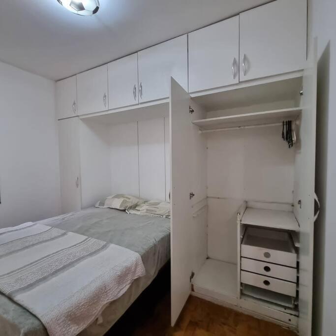 Residencial Alto De Pinheiros Lobos Apartamento São Paulo